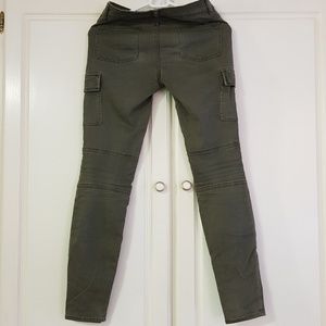 witchery Pants - Moss green Witchery Pants
Skinny witchery Pants - Moss green Witchery Pants
Skinny